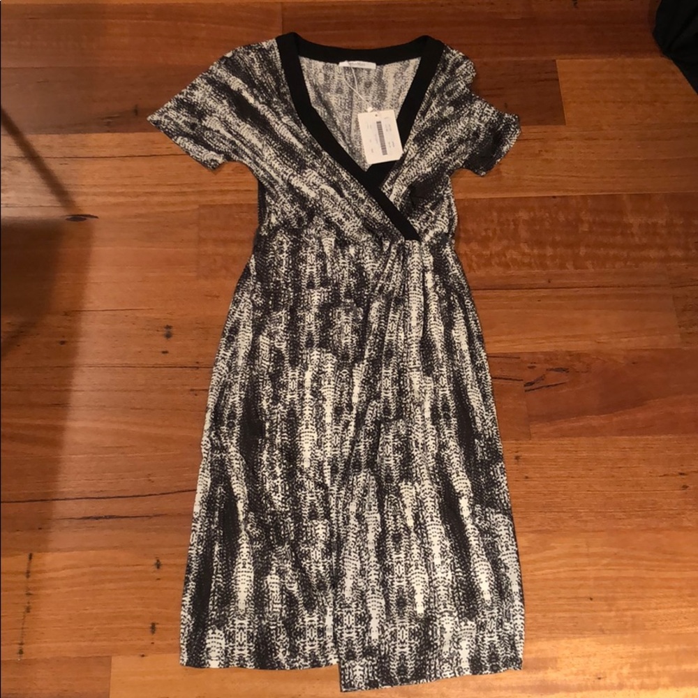 *NEW* Max Mara dress - fits like M